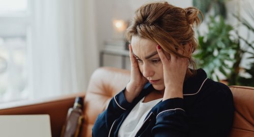 Cervicale e tensioni muscolari in autunno: quanto incidono freddo, postura e riduzione del movimento?
